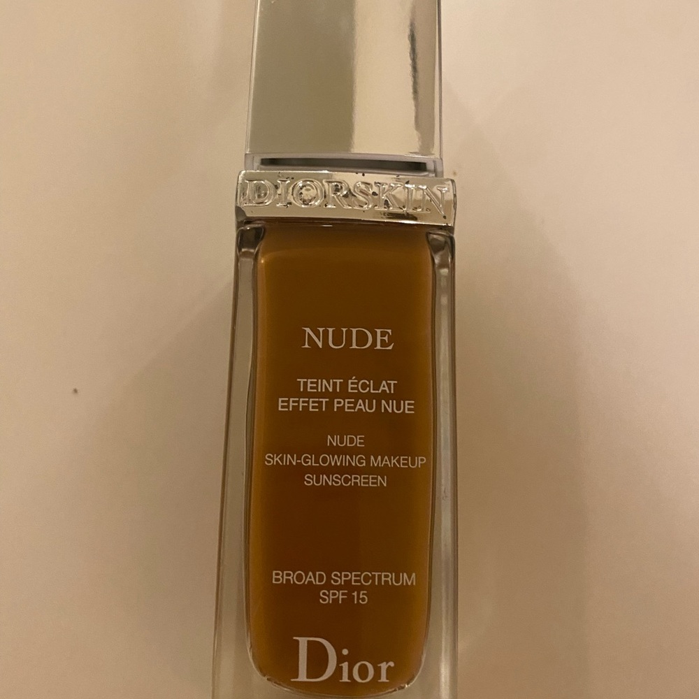 💥Dior foundation makeup. 💥
